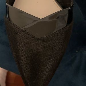 Anne Klein Shoes - Anne Klein black pointy toe kitten heels Anne Klein Shoes - Anne Klein black pointy toe kitten heels